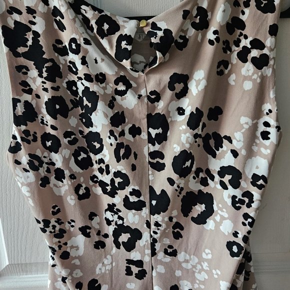 Calvin Klein leopard-ish print shirt - Picture 4 of 4